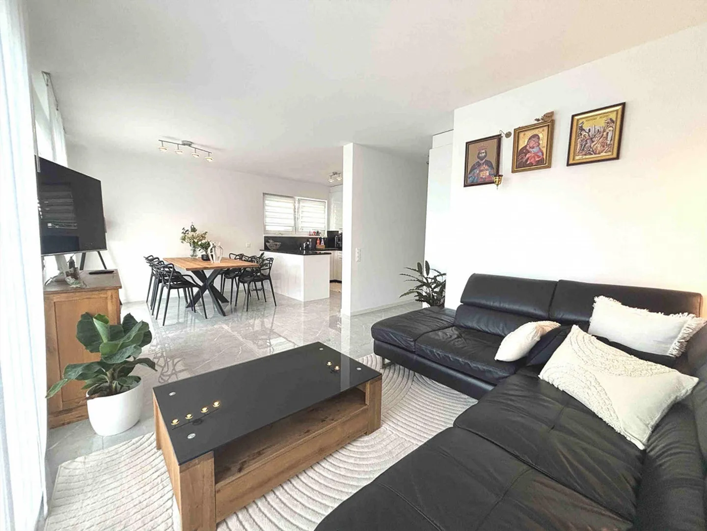 Appartement élégant dans une résidence exclusive - Photo 8 sur 14