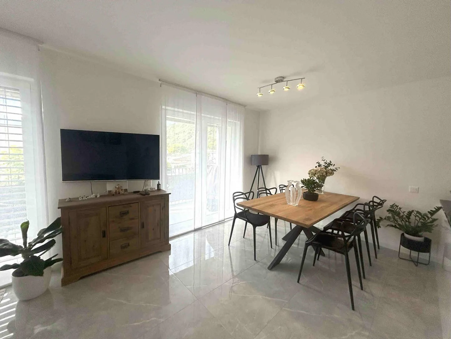 Appartement élégant dans une résidence exclusive - Photo 9 sur 14