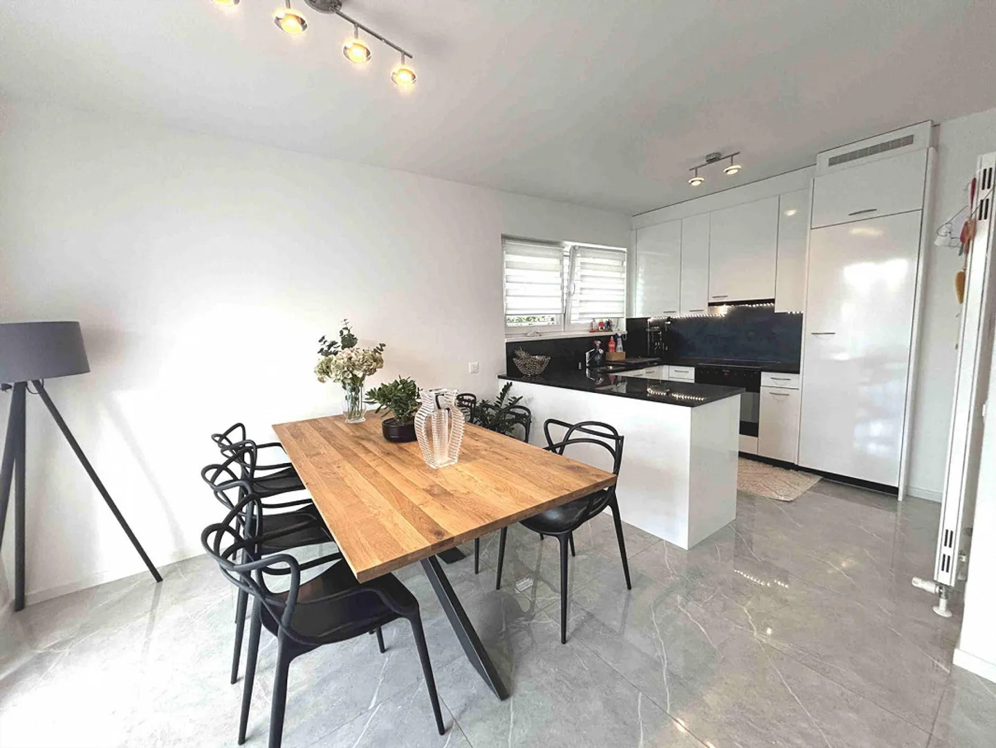 Appartement élégant dans une résidence exclusive - Photo 10 sur 14