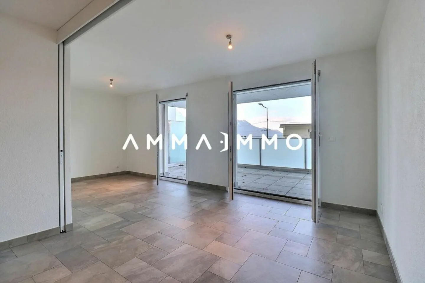 Ampio duplex con 3,5 stanze a Veytaux - Foto 6 di 13