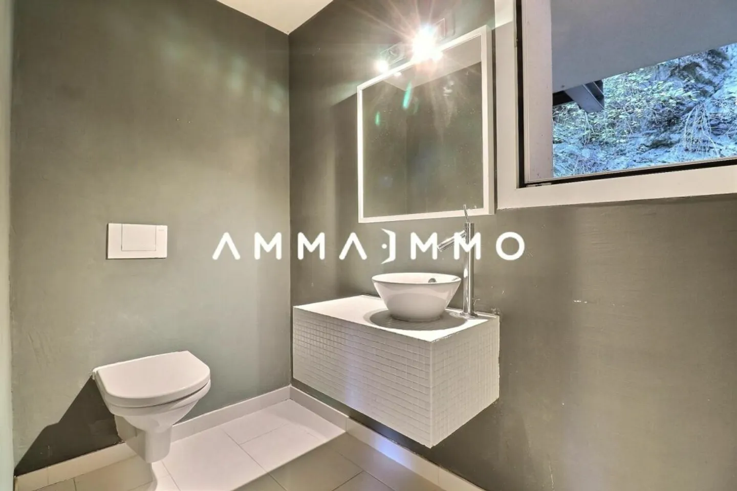 Ampio duplex con 3,5 stanze a Veytaux - Foto 10 di 13