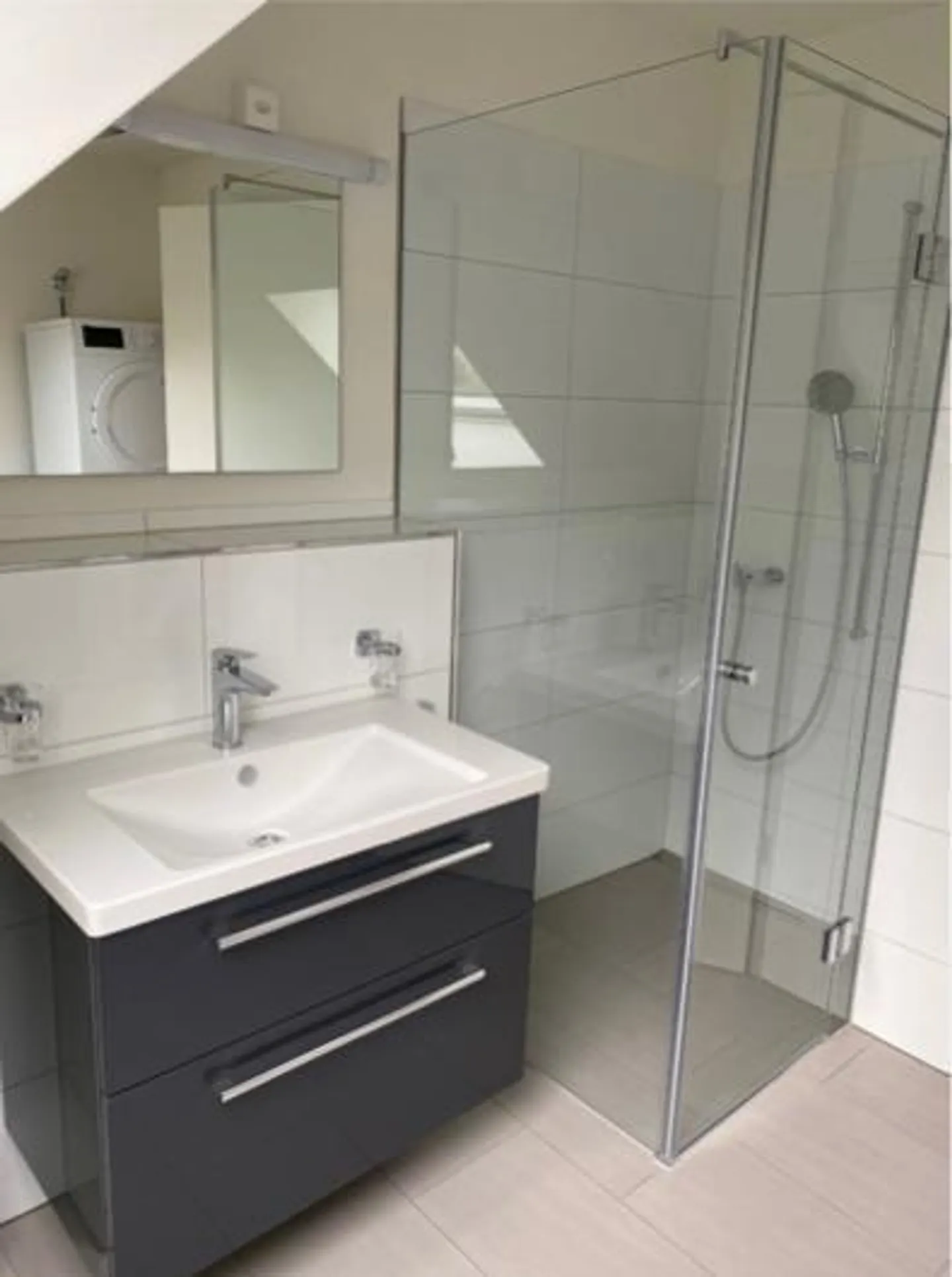 Nuovo e luminoso appartamento duplex di 4,5 stanze - Foto 6 di 7