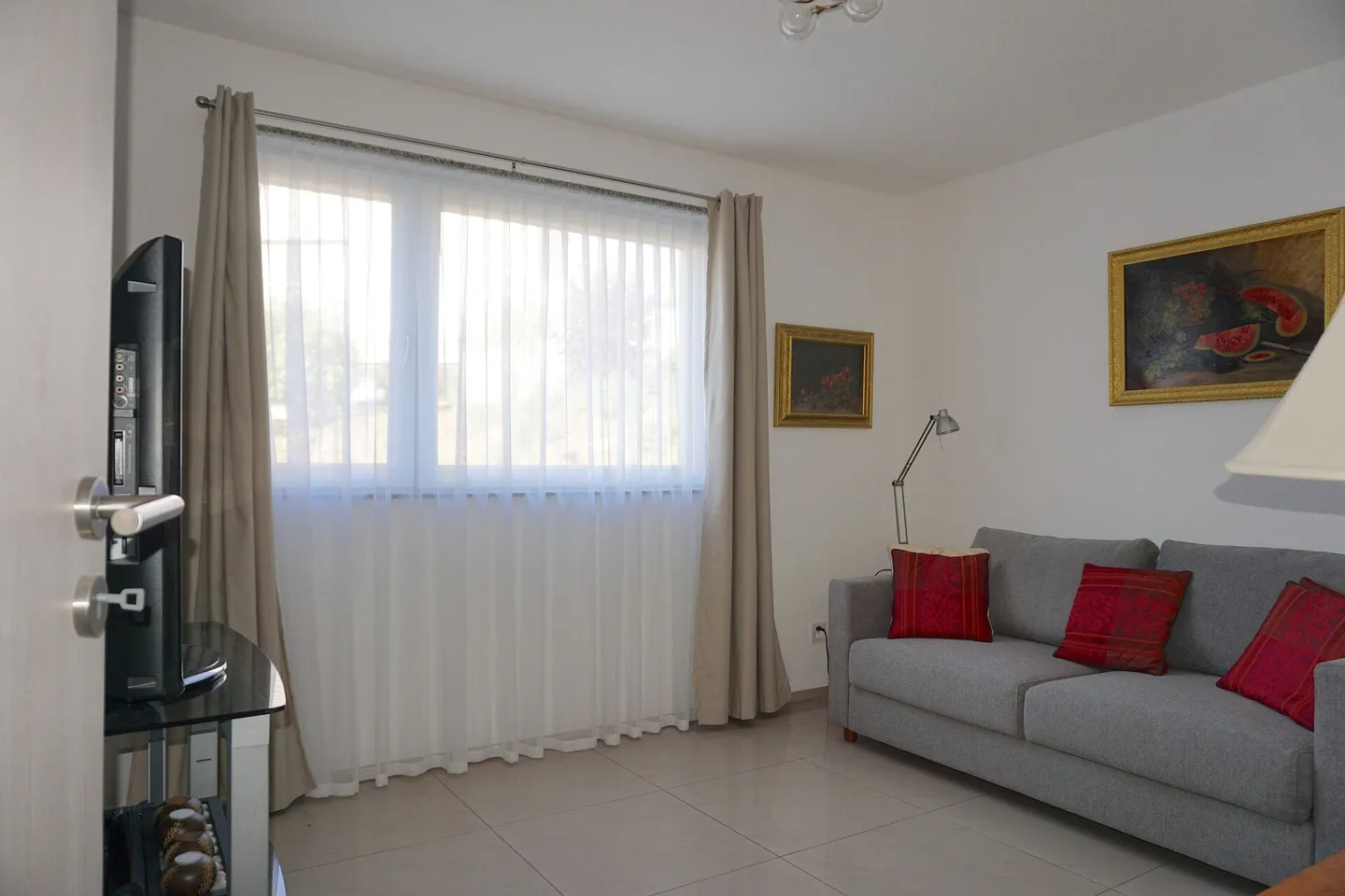 ARI-262 - Magnificent garden-level apartment with 5.5 rooms in a high-end two-unit house - Photo 15 of 30
