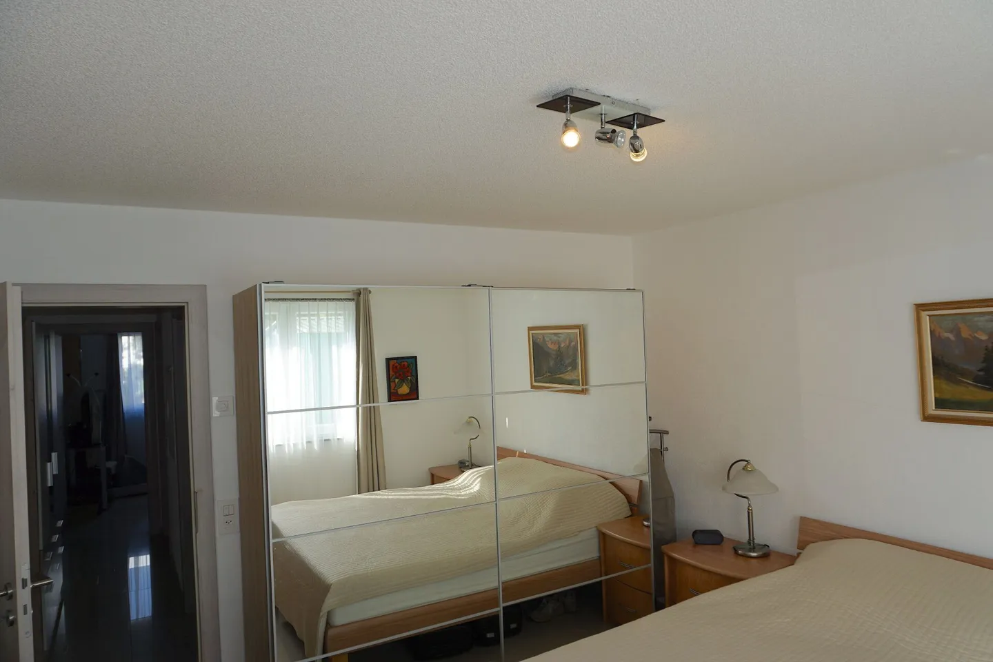 ARI-262 - Magnificent garden-level apartment with 5.5 rooms in a high-end two-unit house - Photo 13 of 30
