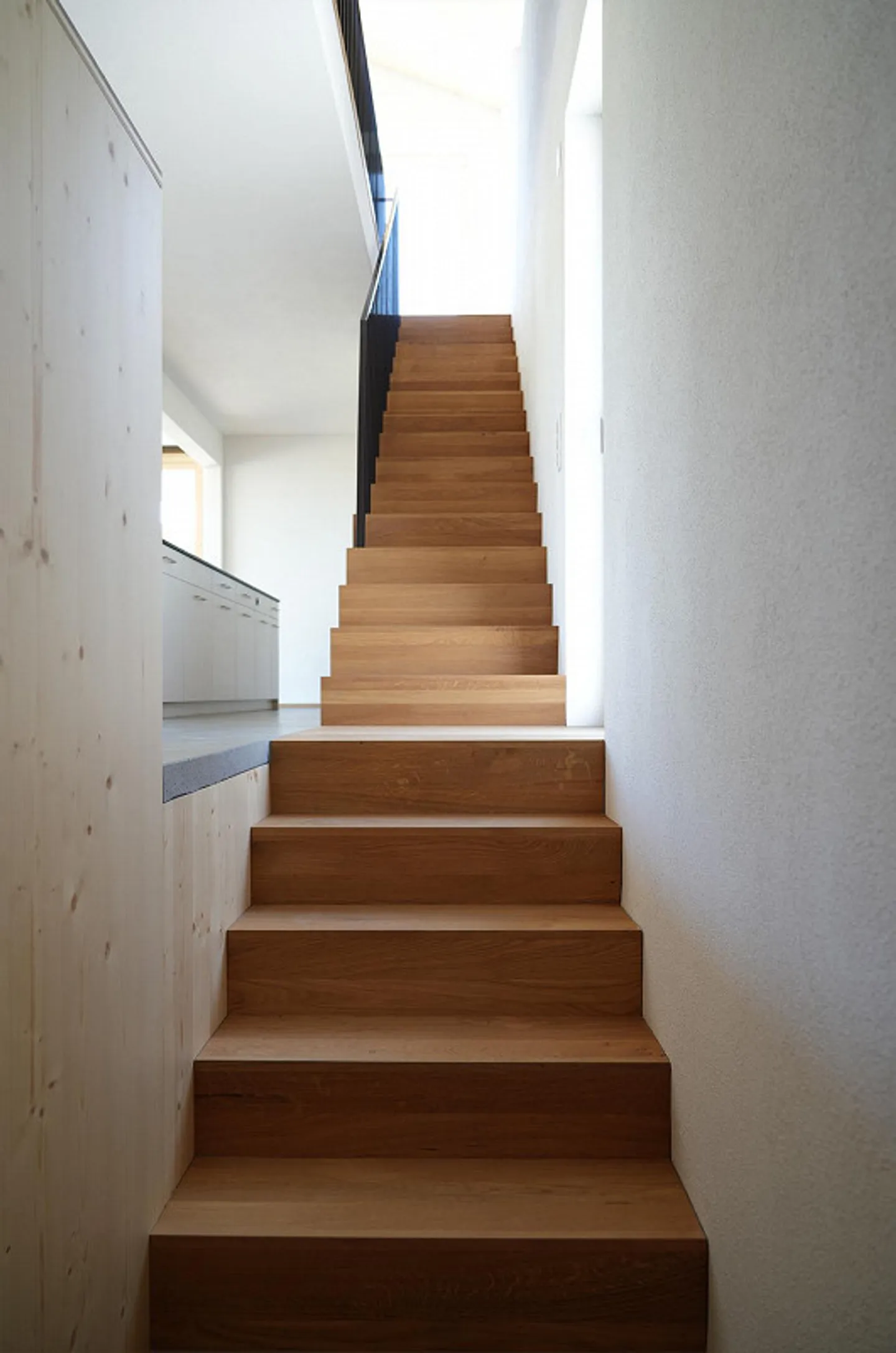 Nouvel appartement de 5,5 pièces dans une maison jumelée - Photo 9 sur 14