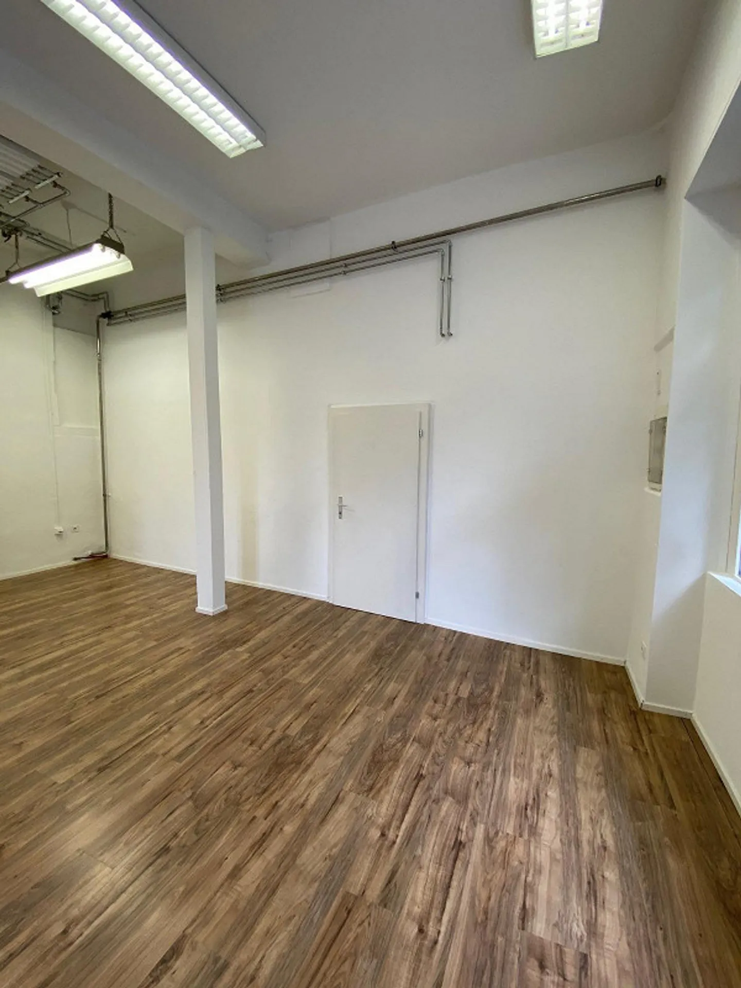 Studio for Workshop / Business / Office - Photo 5 of 9