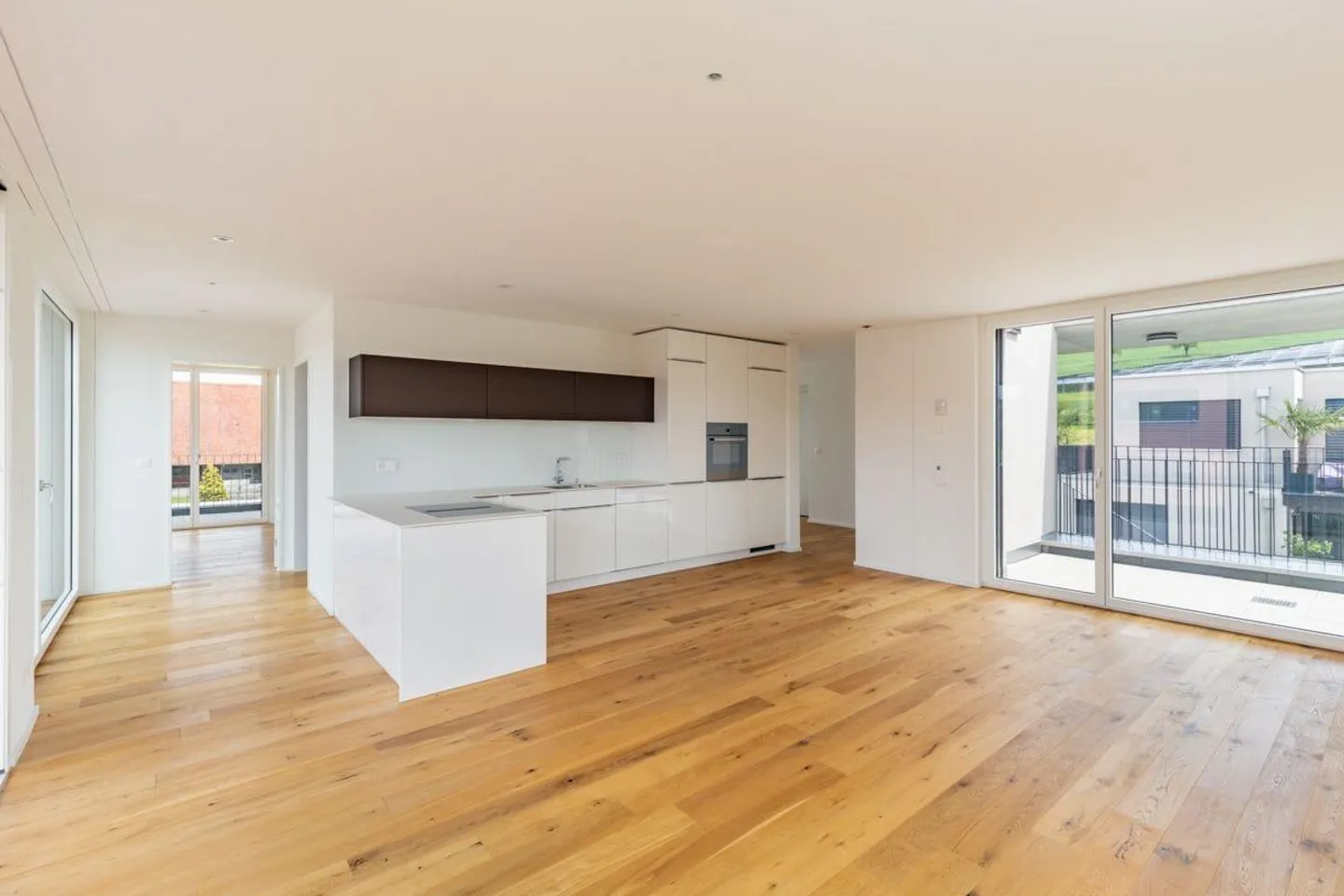 Appartement penthouse spacieux de 3,5 pièces à vendre à Neudorf - Photo 1 sur 12