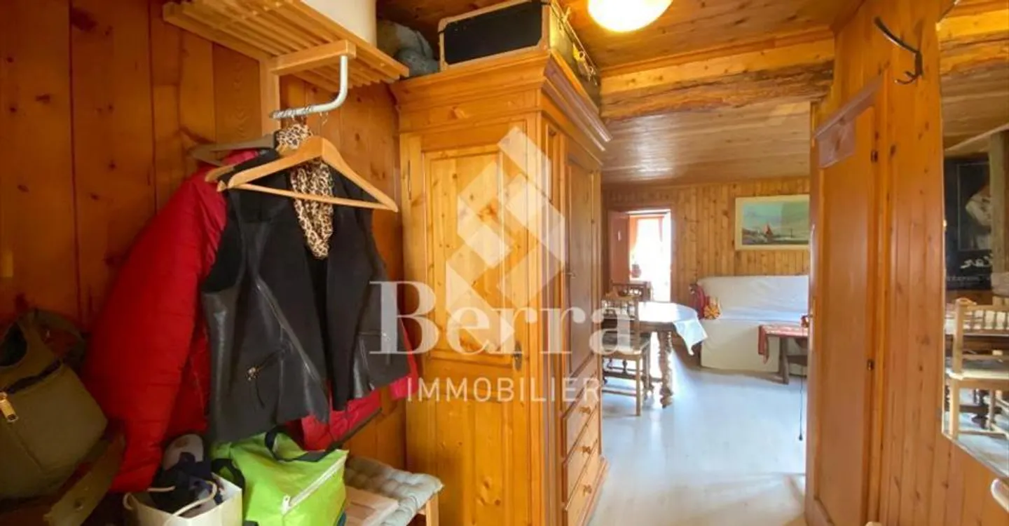 Charming 3.5-Room Apartment - Photo 7 of 12