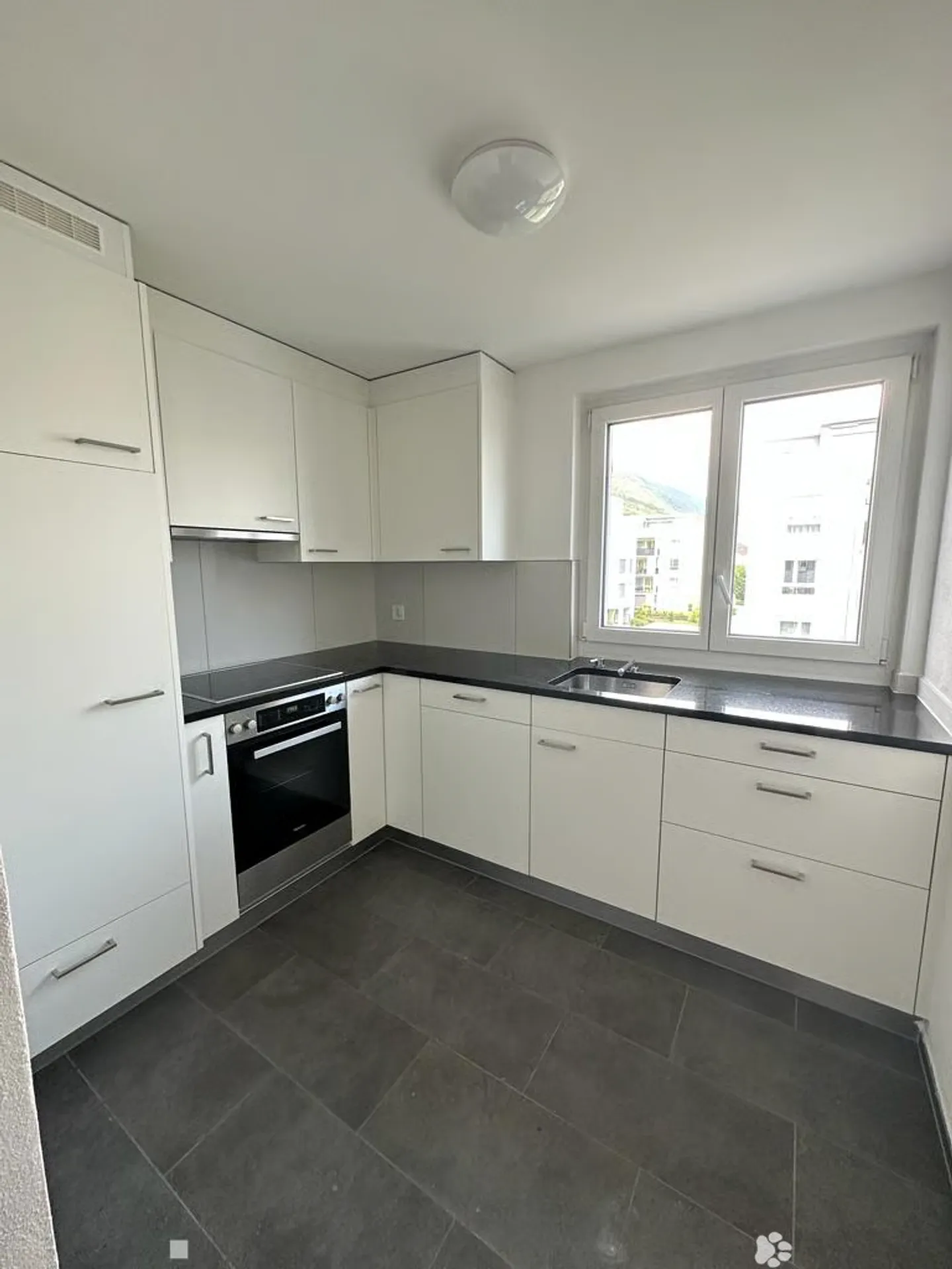 Appartement 3 pièces à Bienne-Boujean - Photo 2 sur 8