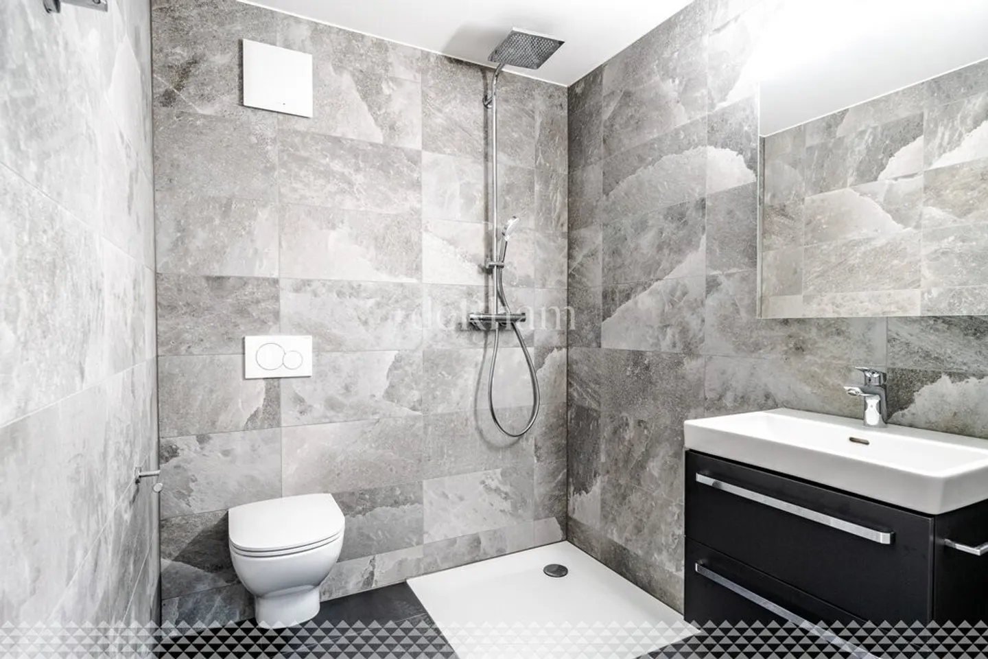 Apartment for rent - Photo 7 of 8