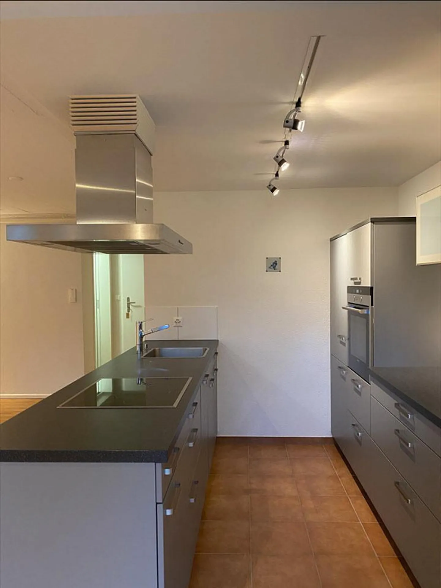 Appartamento 1,5 locali in affitto in un edificio multifamiliare ben tenuto - Foto 4 di 10