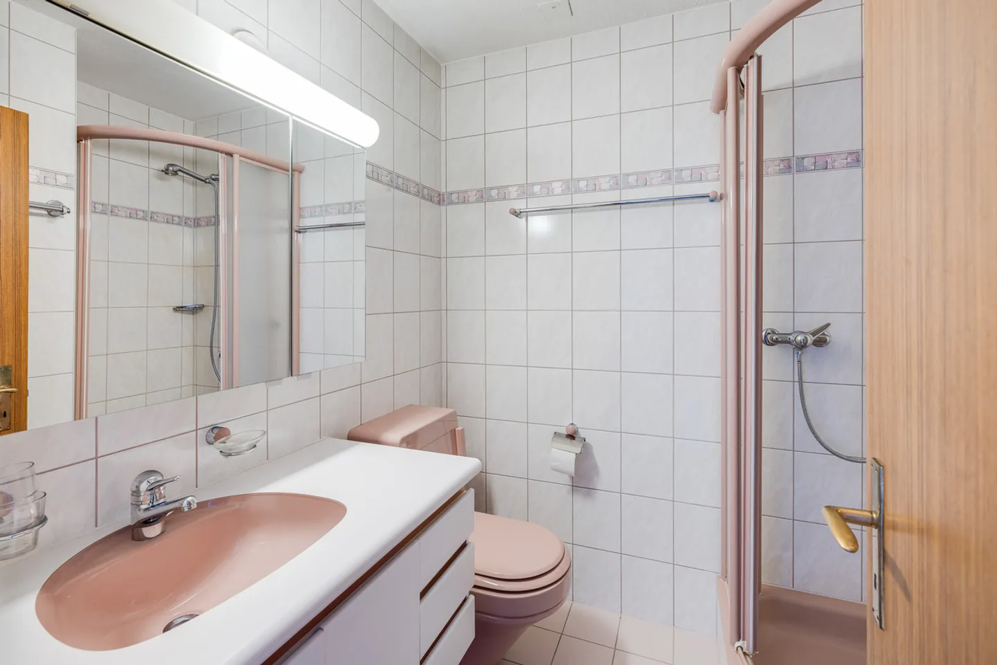 Spacious Living in Kappelisacker - Photo 6 of 7