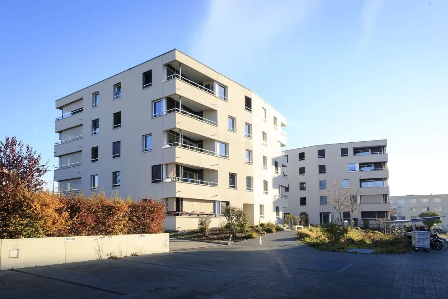 Appartement 4,5 pièces au 1er étage - Photo 1 sur 9