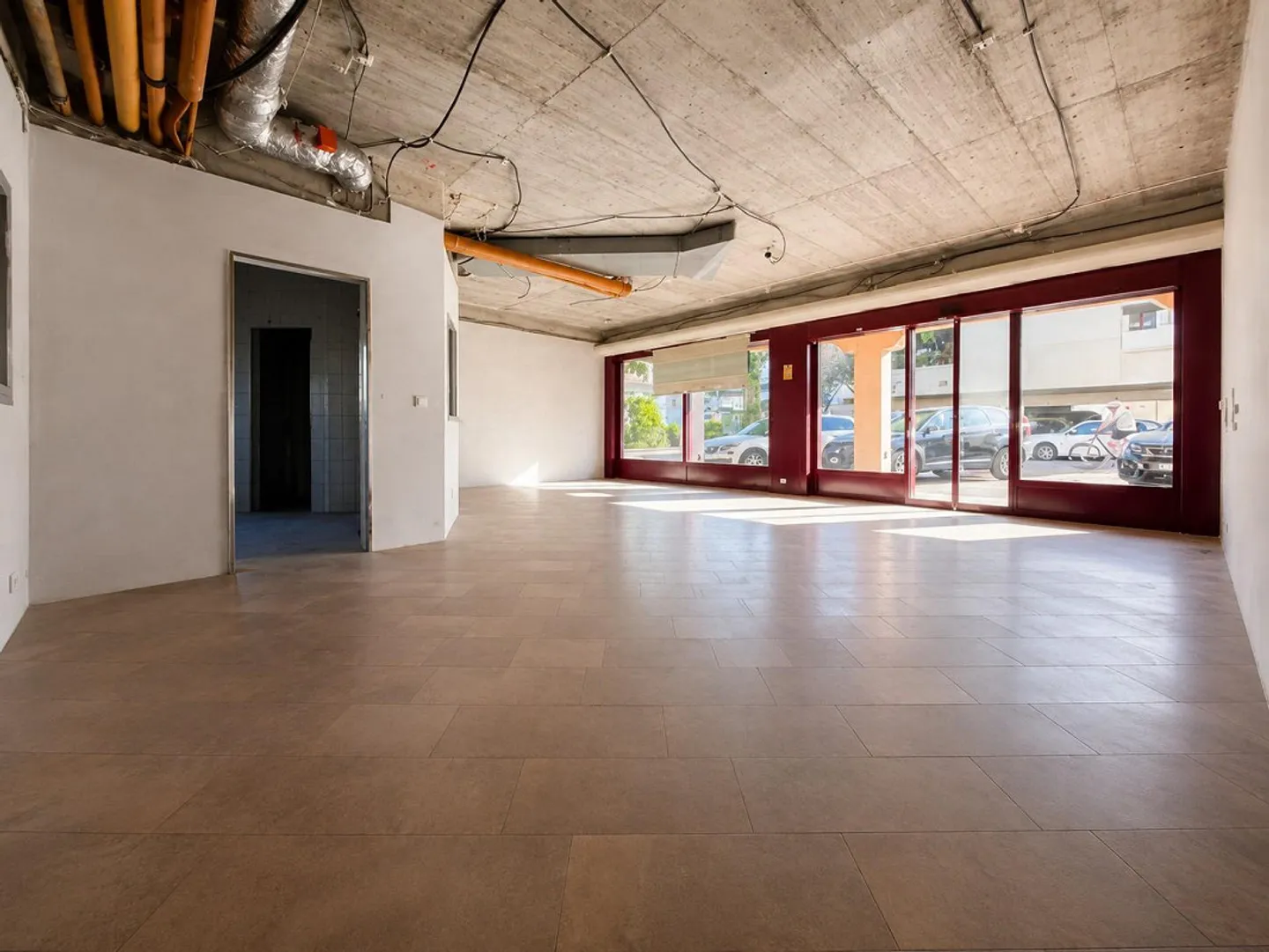 Spazio per studio/ufficio/vendita nel centro di Männedorf - Foto 1 di 5