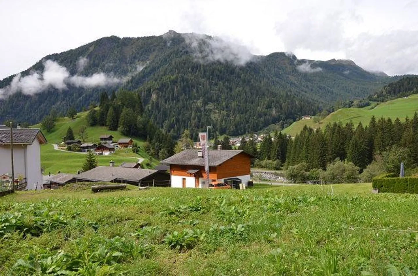 Sonniges Baugrundstück in Ghirone - Foto 1 von 6