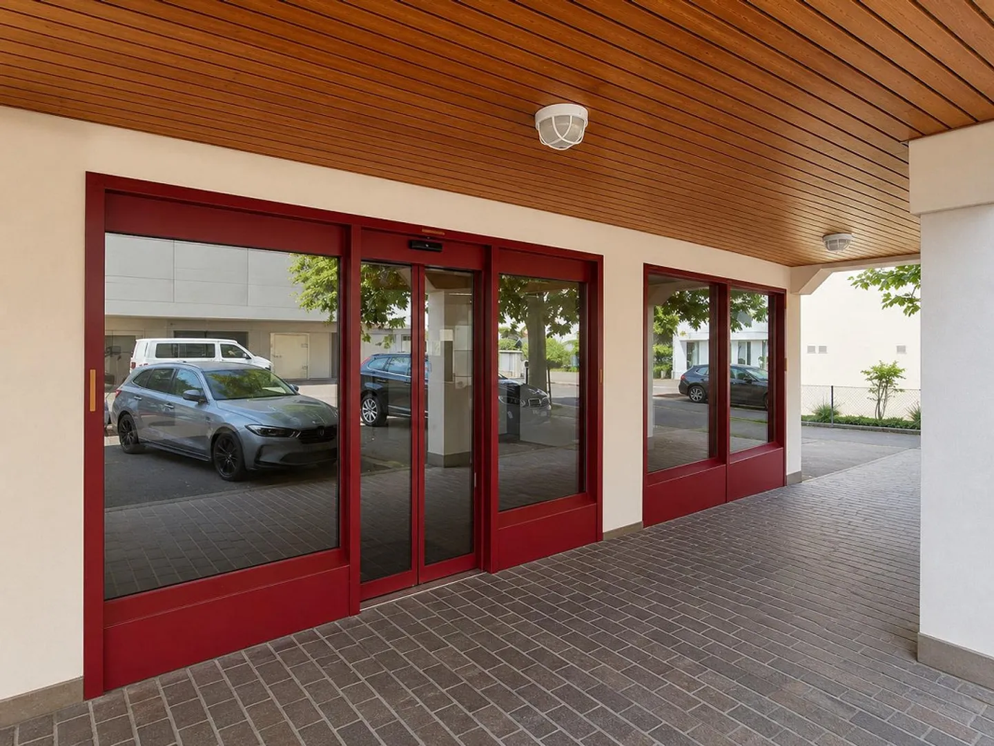 Spazio per studio/ufficio/vendita nel centro di Männedorf - Foto 4 di 5