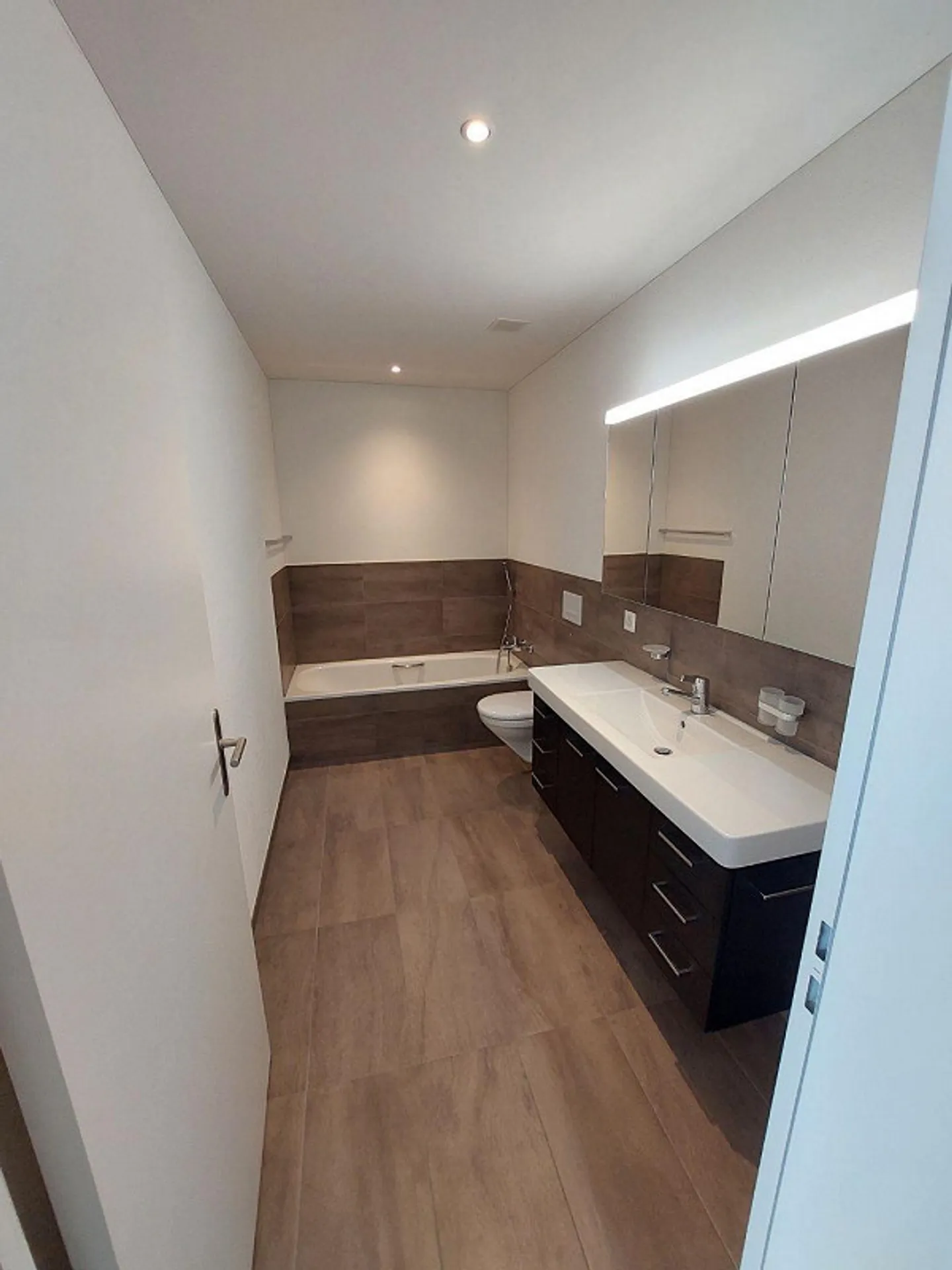 Zentrale 3,5 zimmerwohnung mit waschküche und keller - Foto 7 von 11