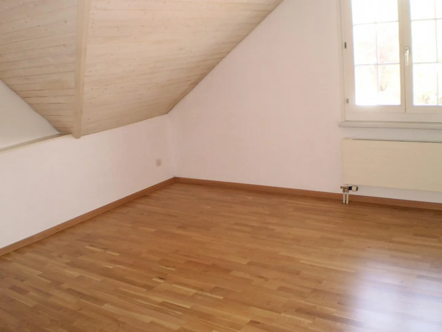 Appartement en attique 3,5 pièces - Photo 5 sur 9