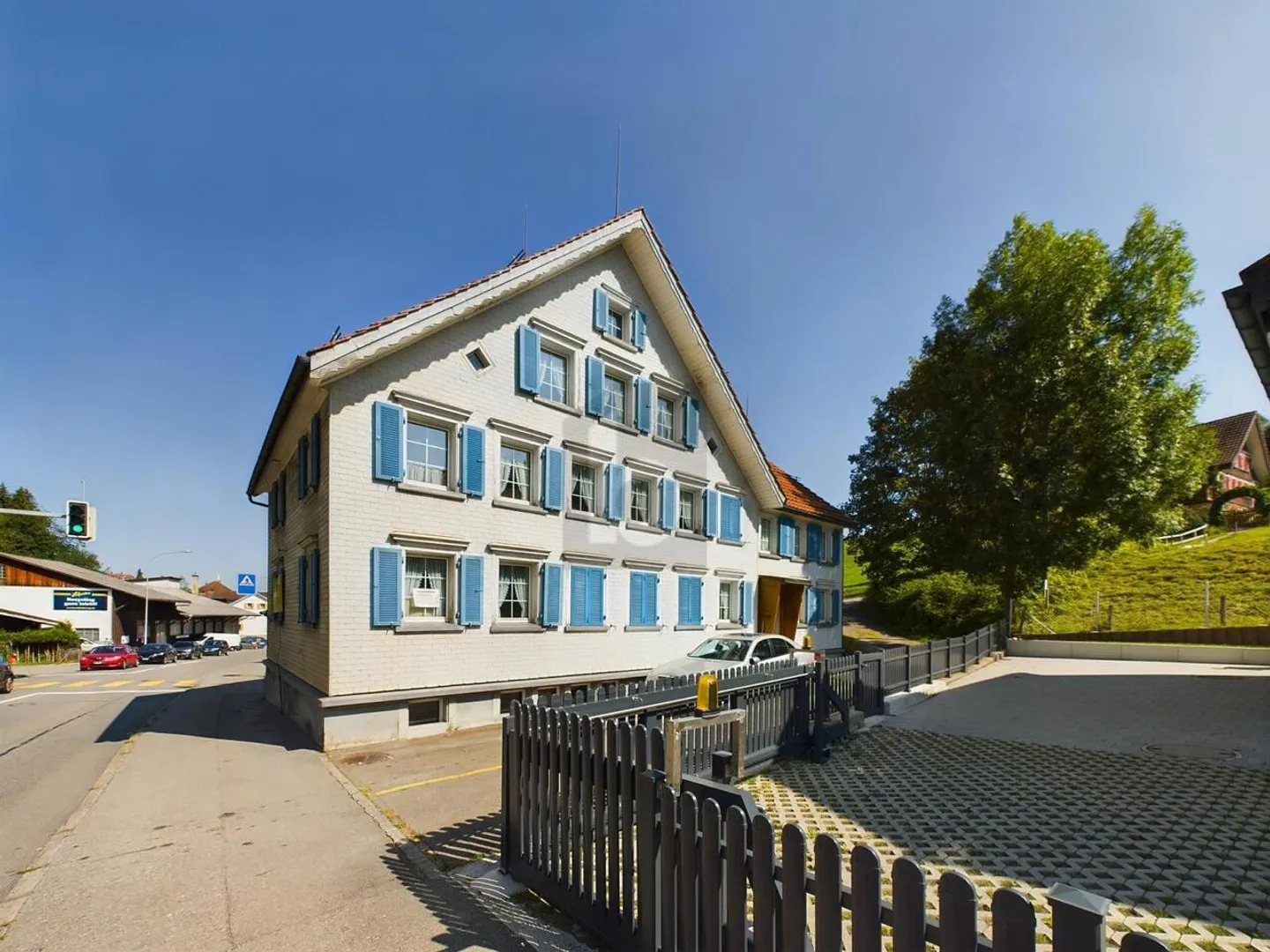 Mehrfamilienhaus kaufen - Foto 2 von 4