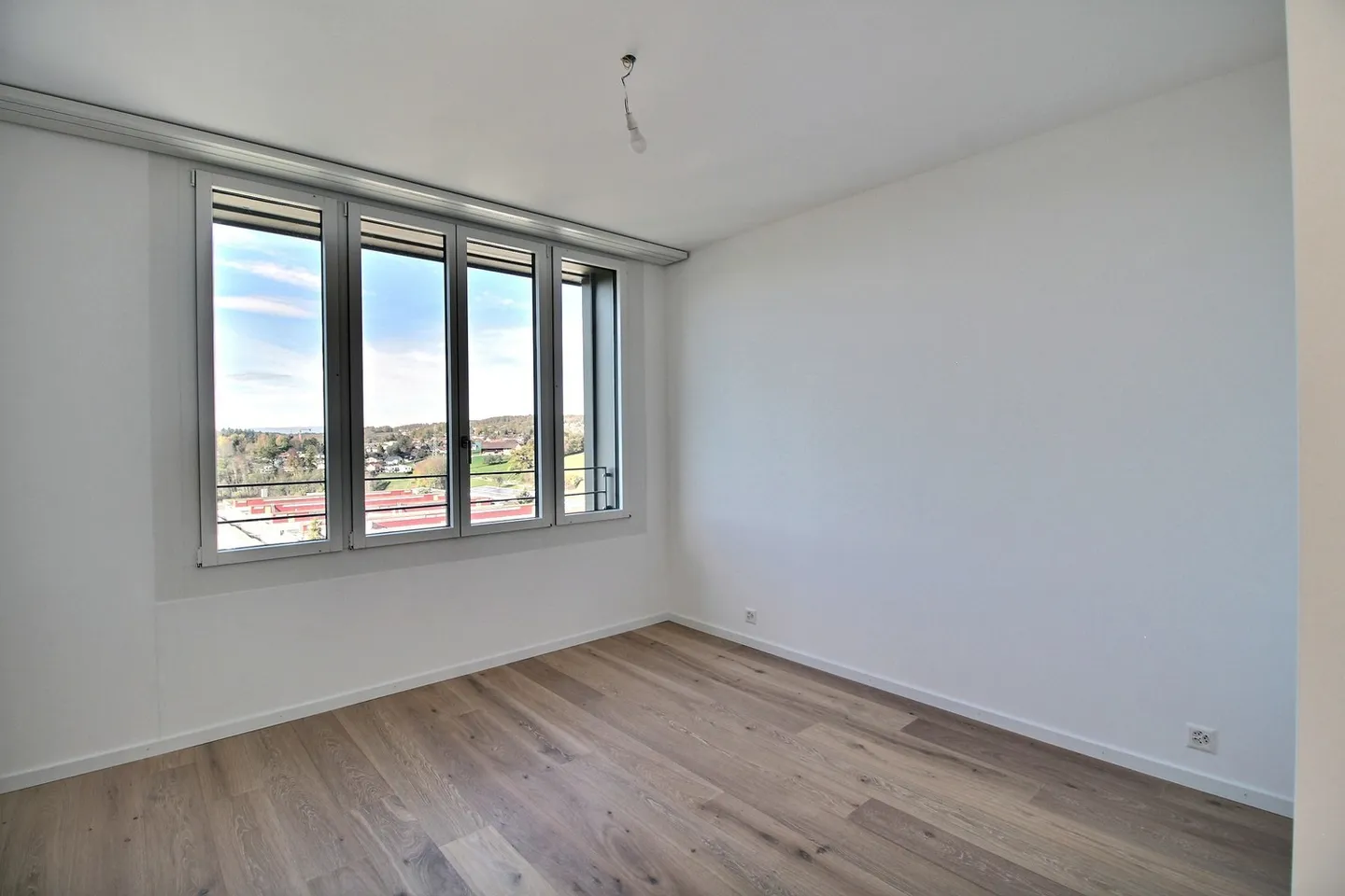 Magnifique appartement de 5,5 pièces avec vue imprenable ! - Photo 5 sur 9