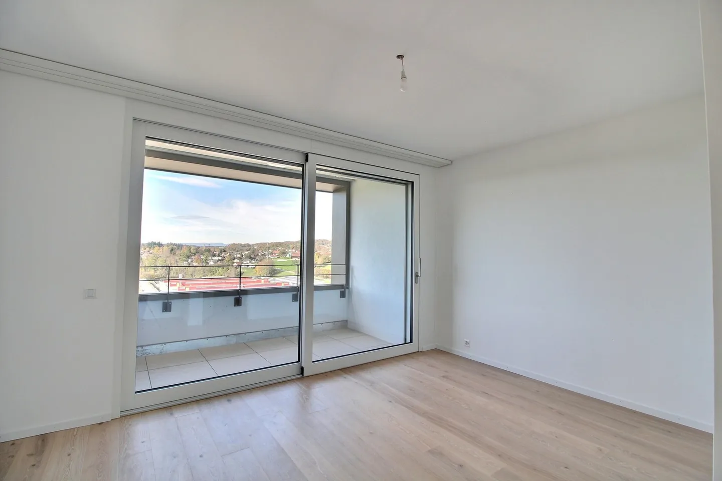 Magnifique appartement de 5,5 pièces avec vue imprenable ! - Photo 6 sur 9