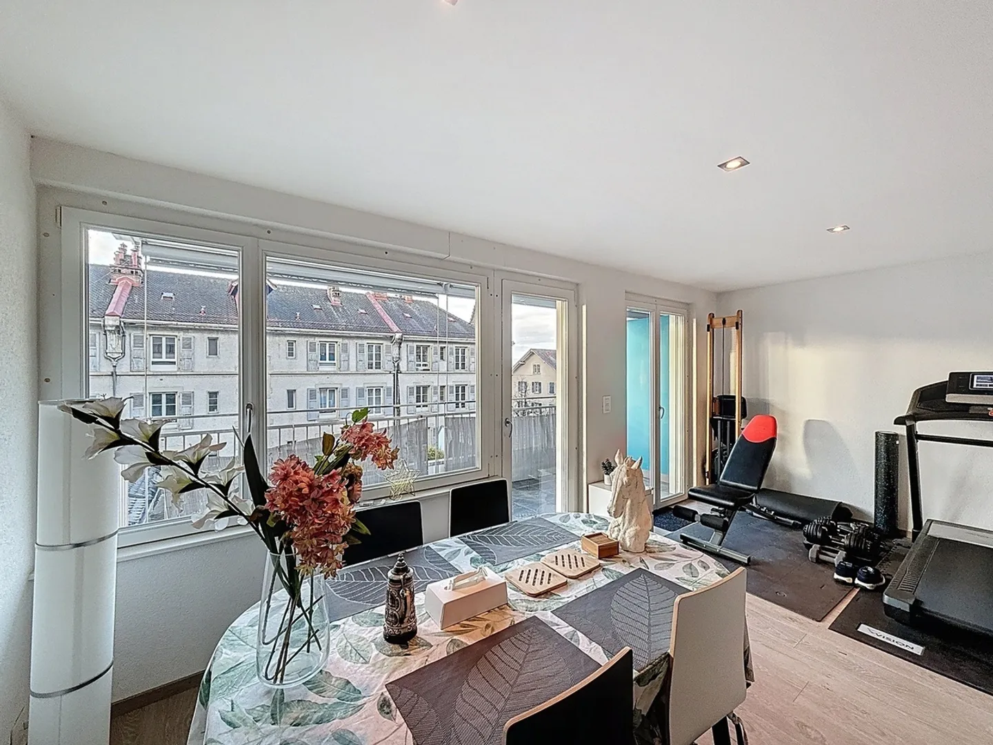 Lausanne Ouchy, magnificent 3.5 room apartment with balcony - Photo 3 of 10