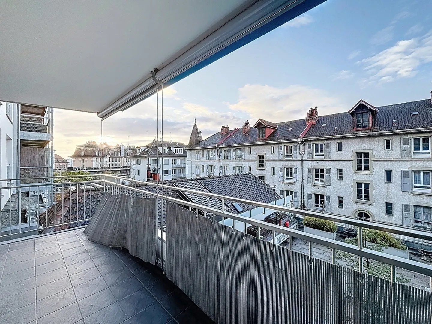 Lausanne Ouchy, magnificent 3.5 room apartment with balcony - Photo 8 of 10