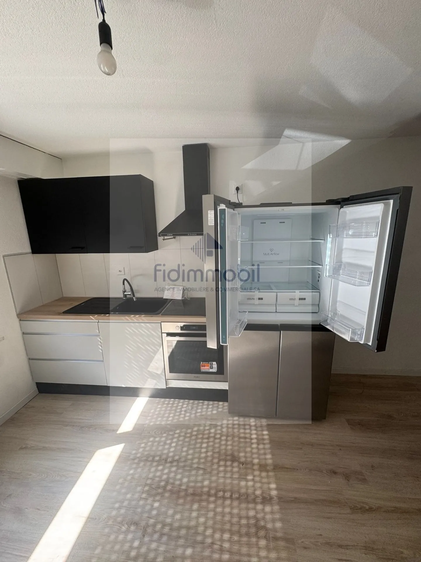 City Center Studio, completely renovated. - Photo 3 of 5