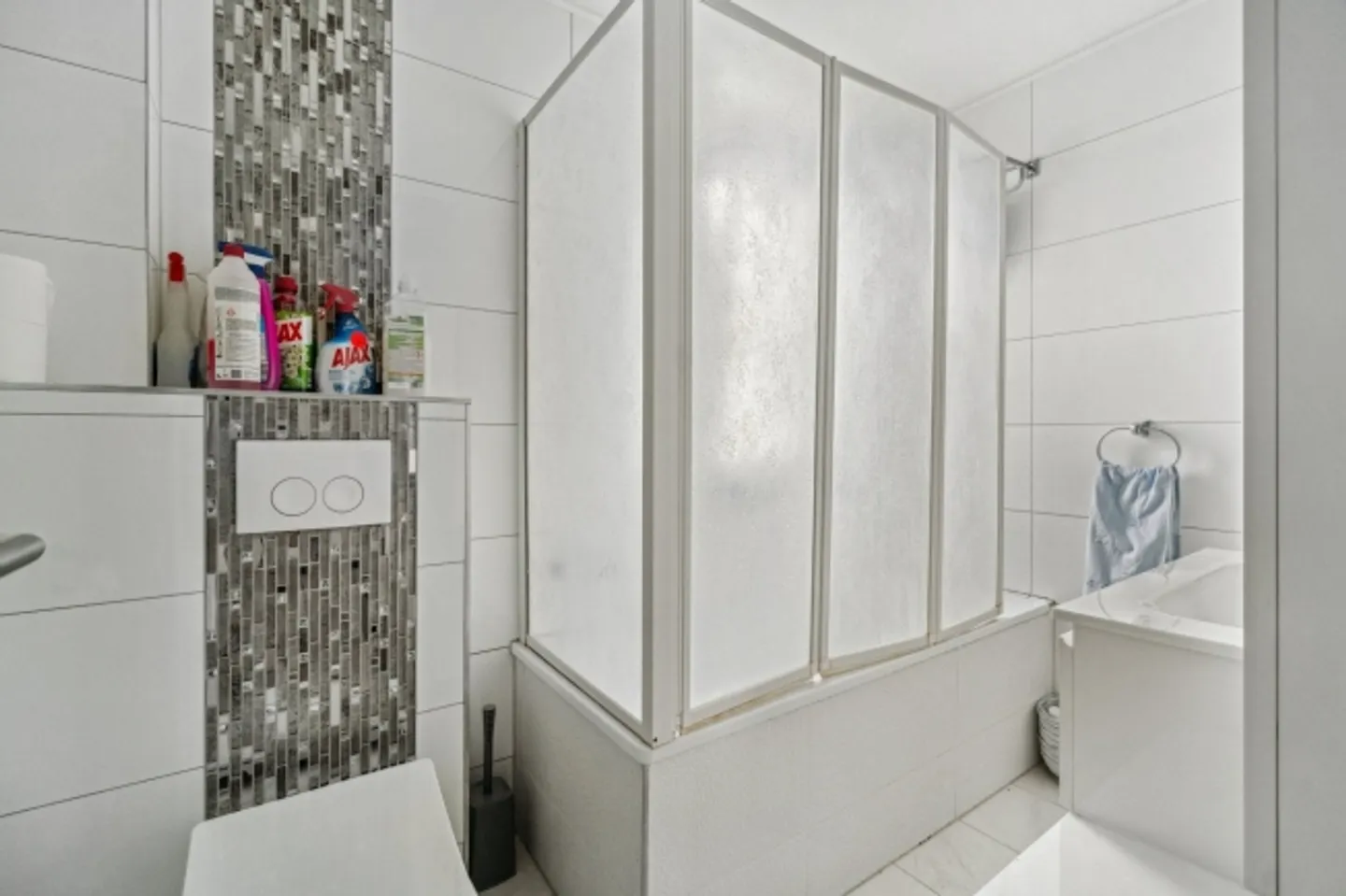 «Exklusiver Familientraum in Giebenach – Charmantes Wohnen mit Stil» - Photo 9 sur 13