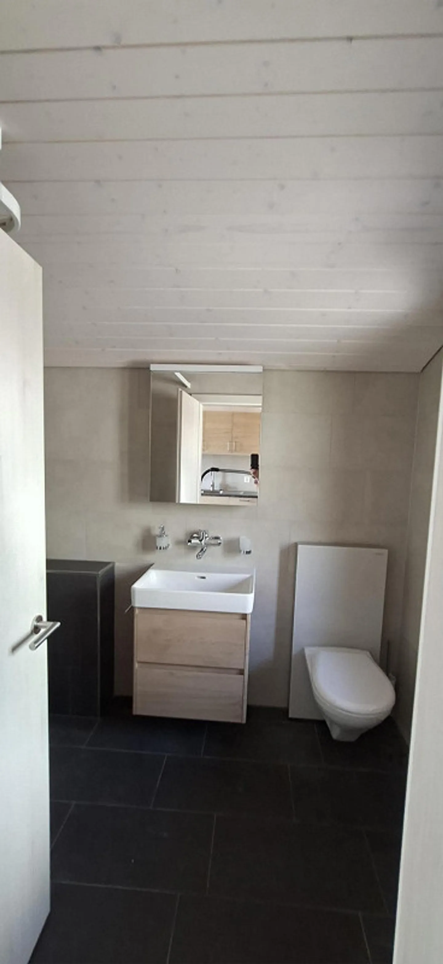 Neu Renovierte 1 Zimmer Wohnung - Photo 6 sur 7