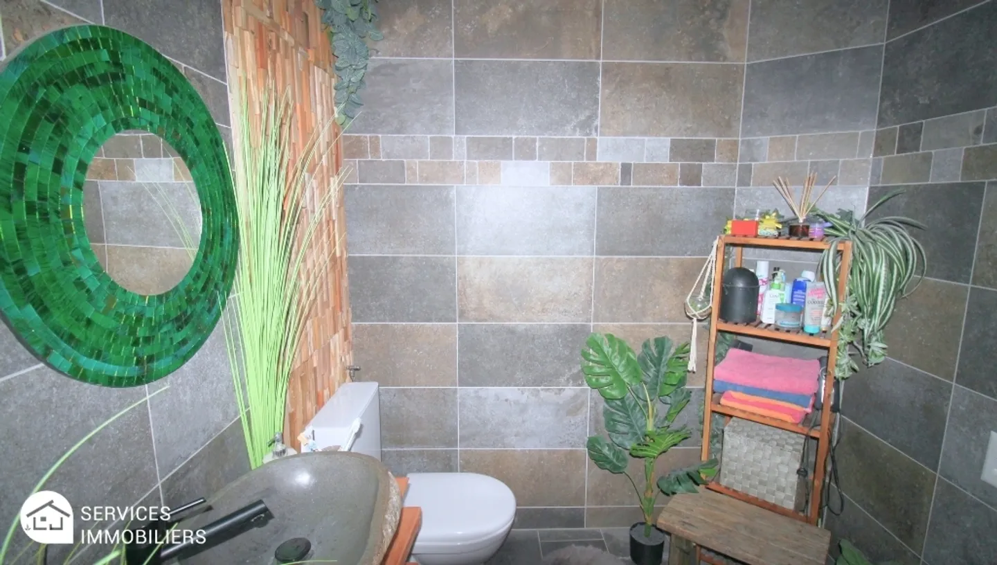 Sehr sonnige Wohnung mit freiem Blick auf das Tal - Foto 15 von 22