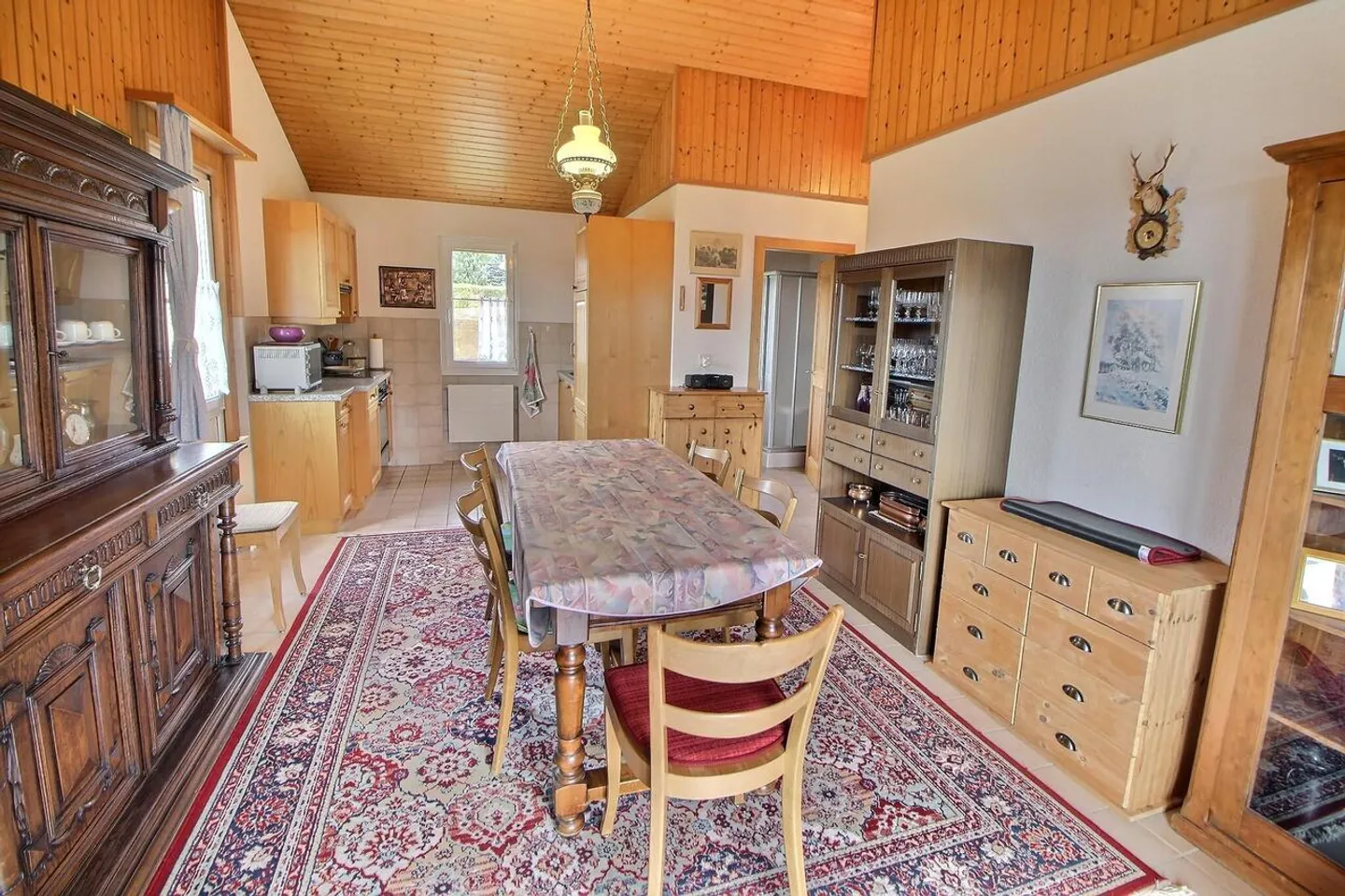 Beautiful and large house in occupied life annuity without rent. - Photo 1 of 14