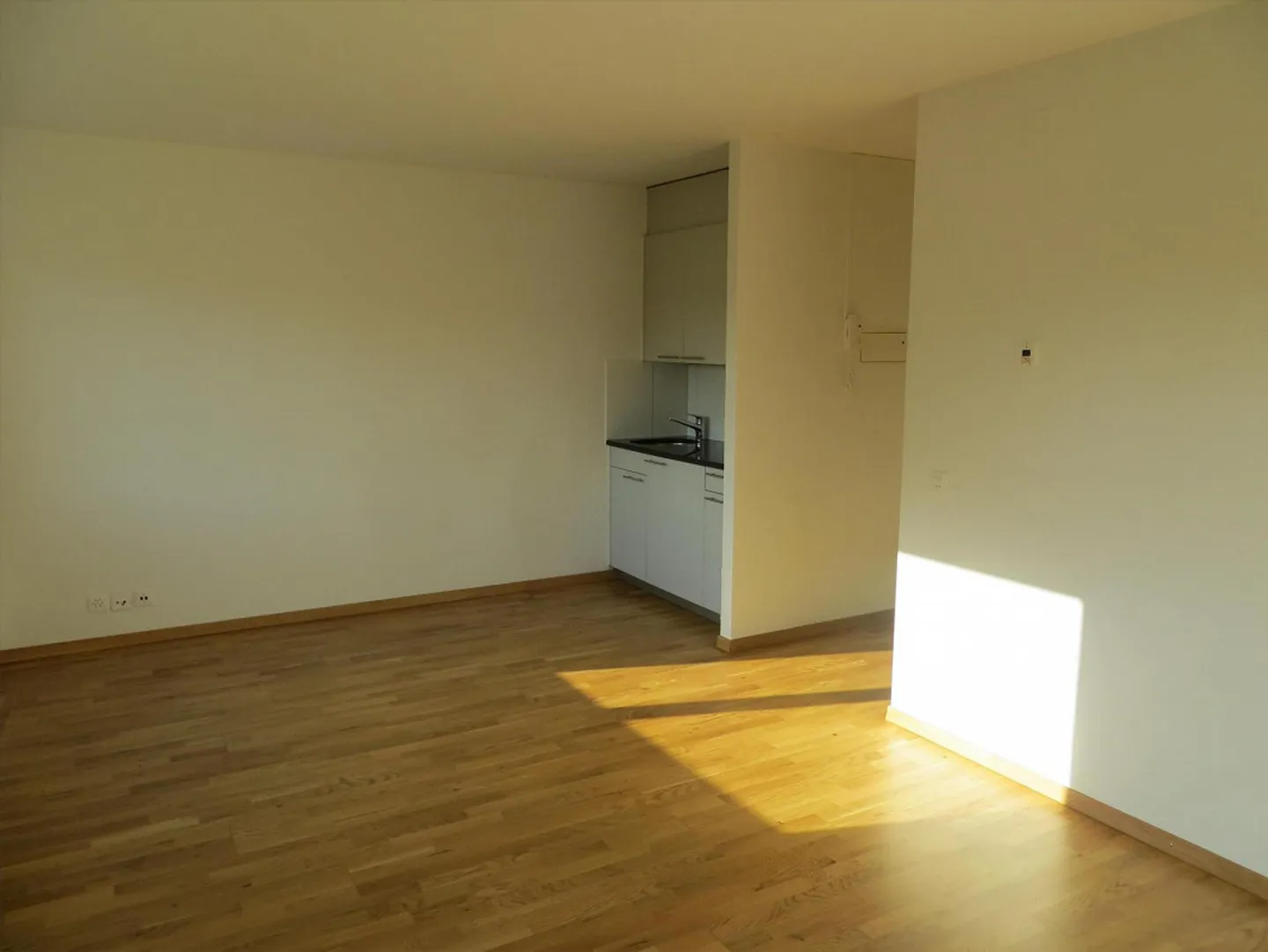 Studio vicino alla stazione e all'ospedale - Foto 2 di 4