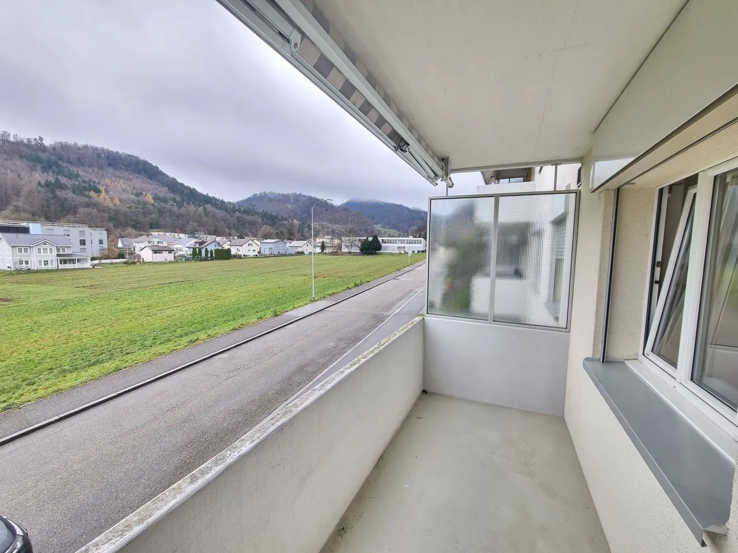 Idéal, appartement 1 pièce confortable ! - Photo 3 sur 4