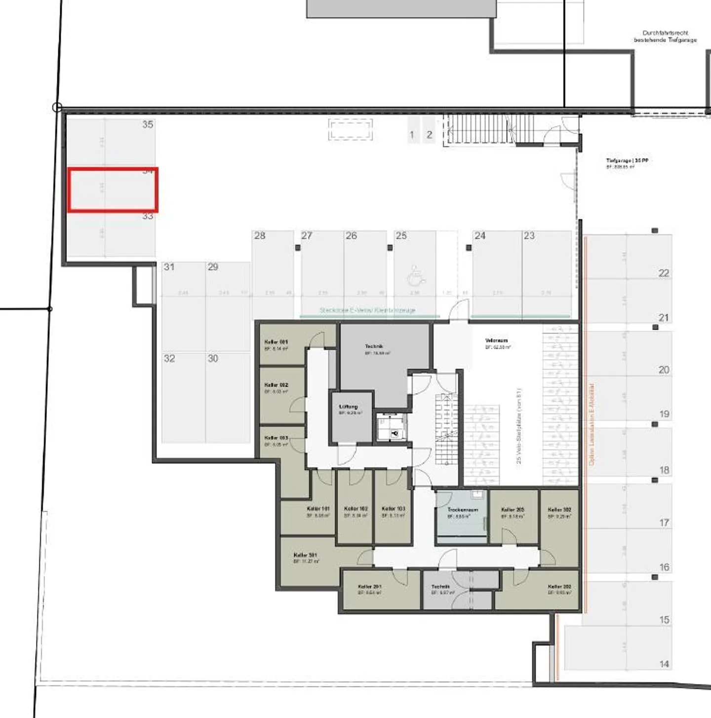 Geräumiger Tiefgaragenparkplatz - Foto 4 von 4