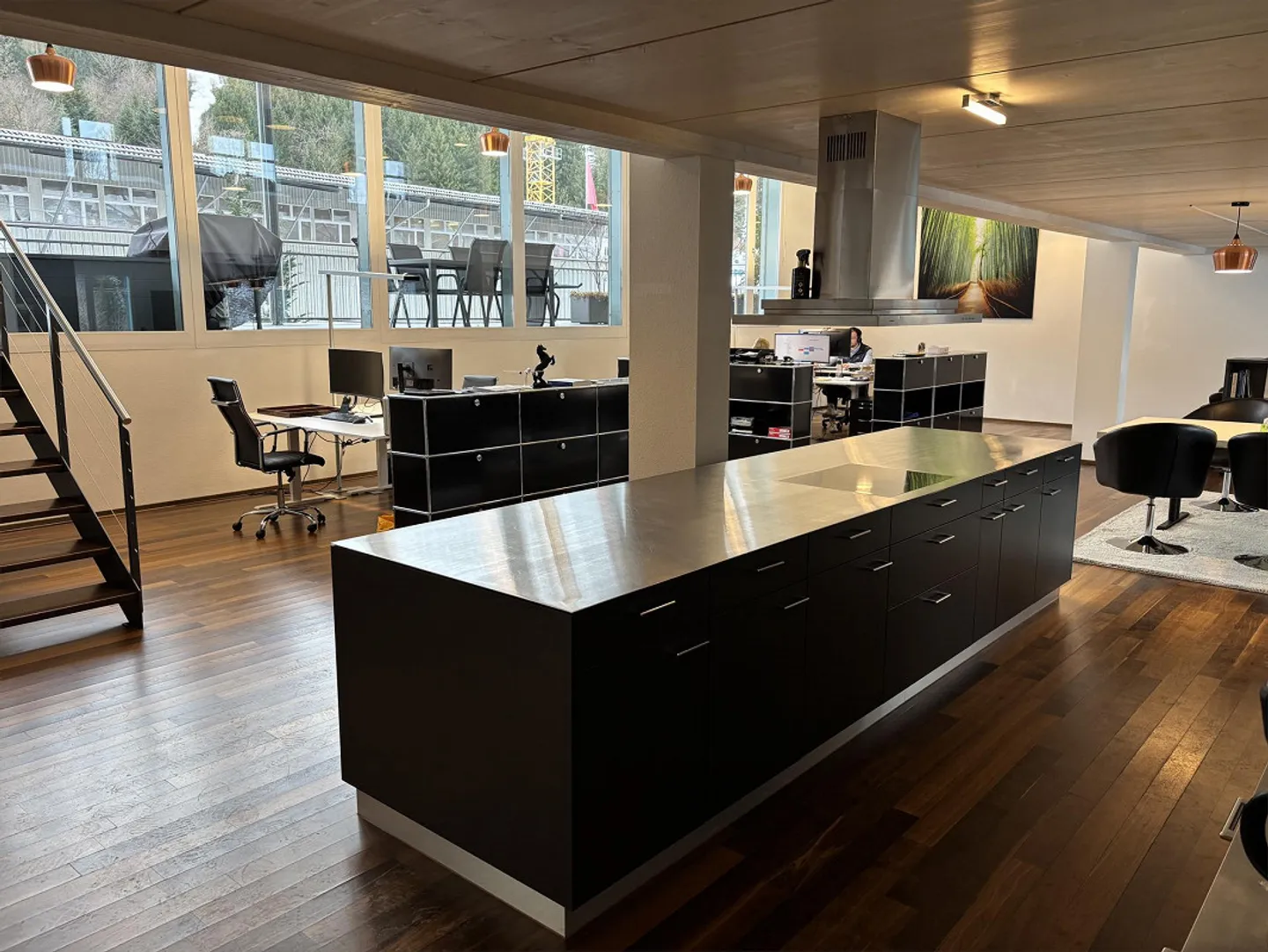 Loft per ufficio esclusivo con ampia terrazza - Foto 3 di 10