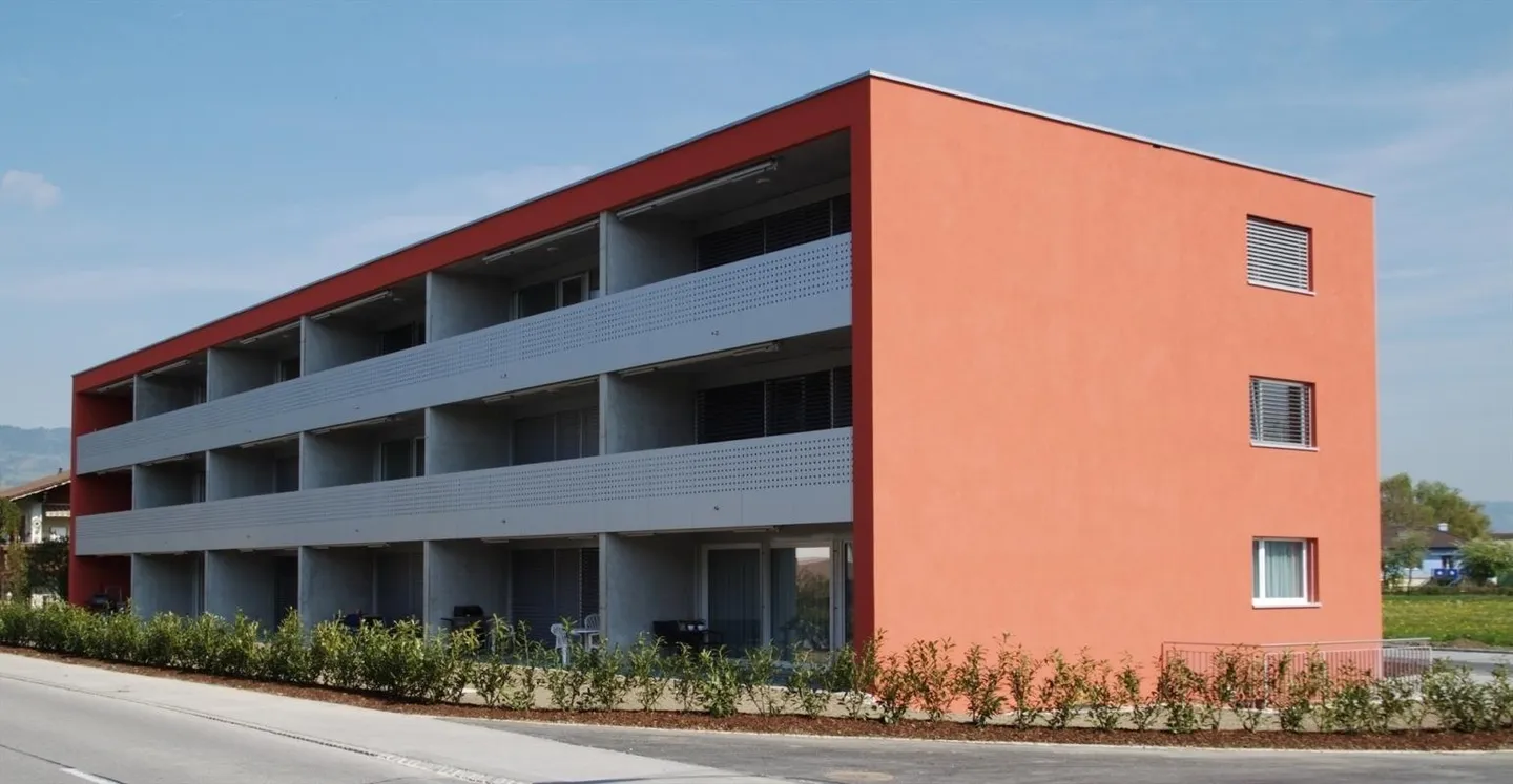 Top 3.5 Room Corner Apartment (1) with Patio and Lawn Share - Photo 1 of 5