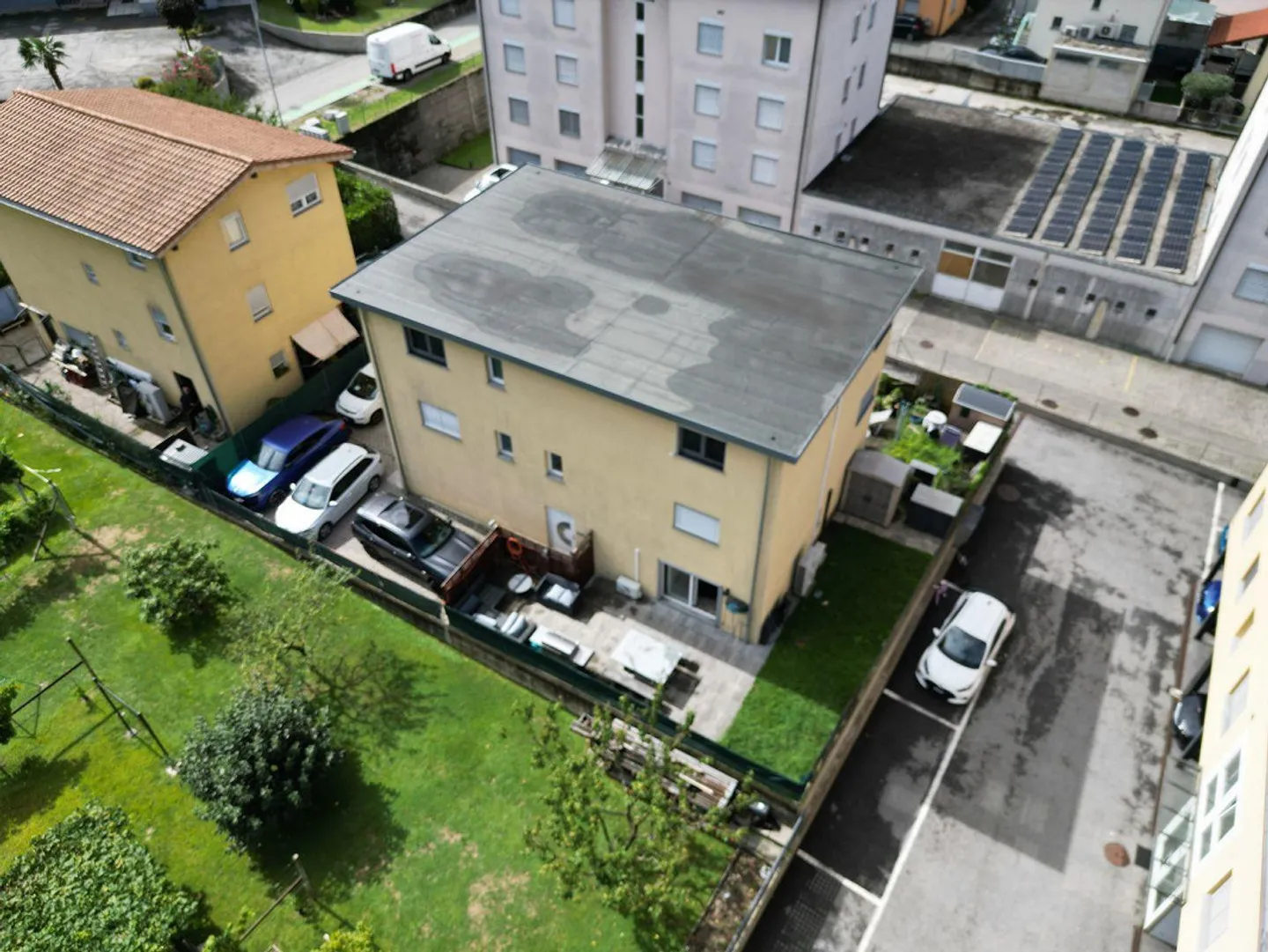 Cadenazzo 4.5-Room Apartment with Garden - Photo 1 of 21