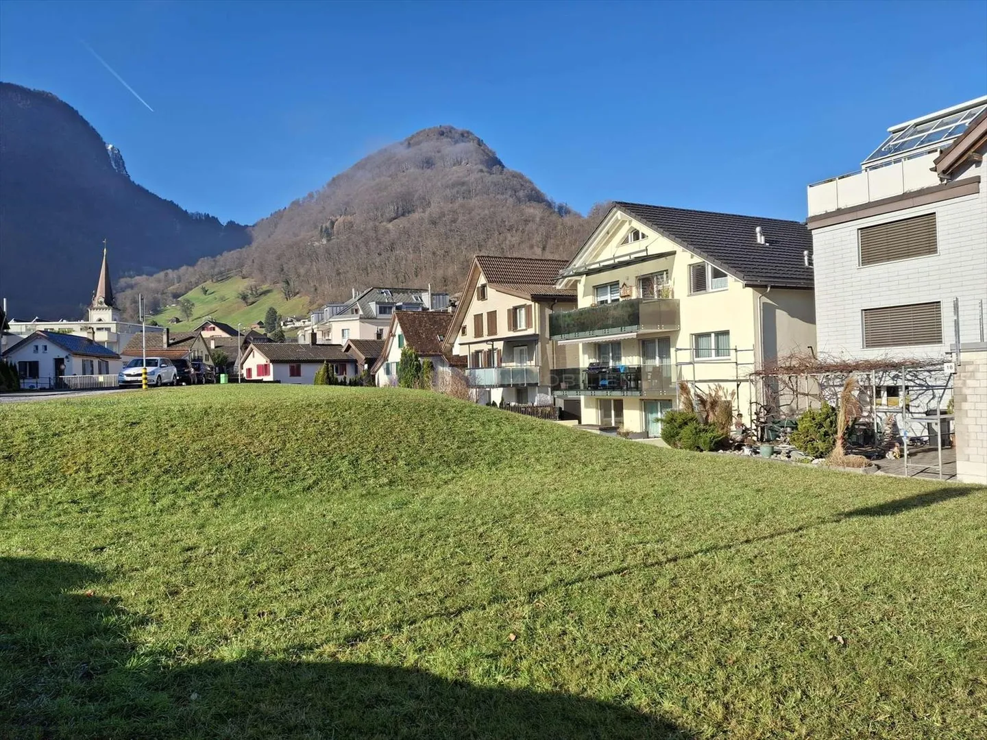 Appartamento in vendita - Foto 2 di 8