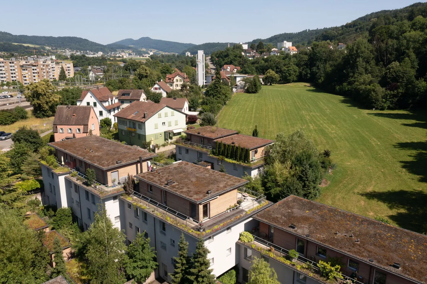 Wohnen über zwei Ebenen - Grosszügige Maisonette-Attikawohnung mit Weitsicht im Bezirk Baden - Foto 14 von 15
