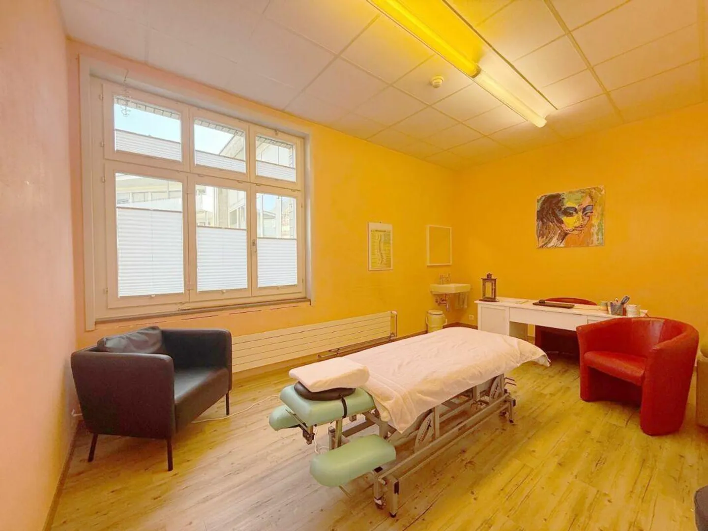 Spazio commerciale attraente nel centro commerciale 'Bahnhofsmärcht', Brunnen - Foto 7 di 9