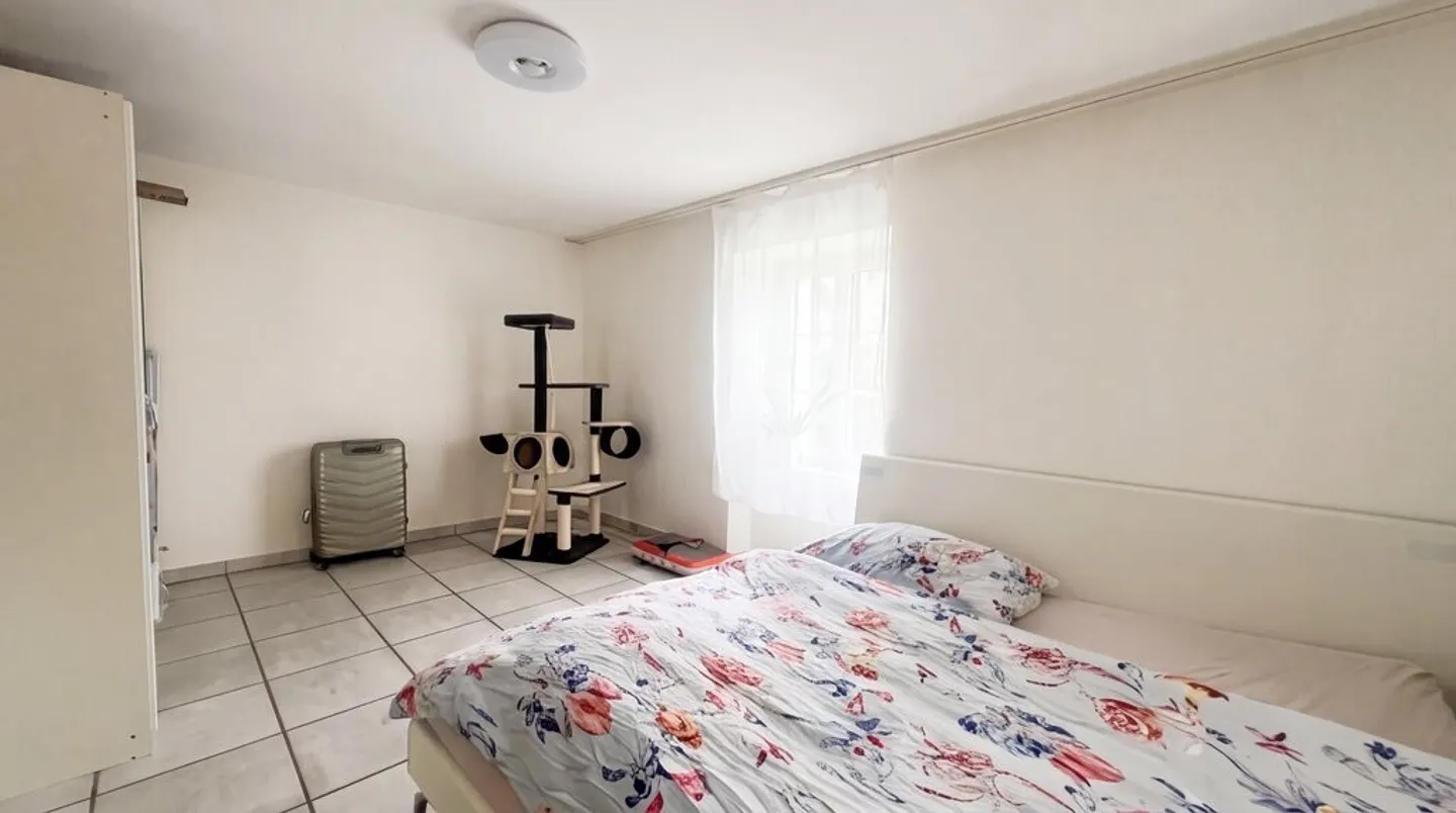 Helle 4.5-Zimmer-Wohnung in Felsberg - Foto 5 von 7