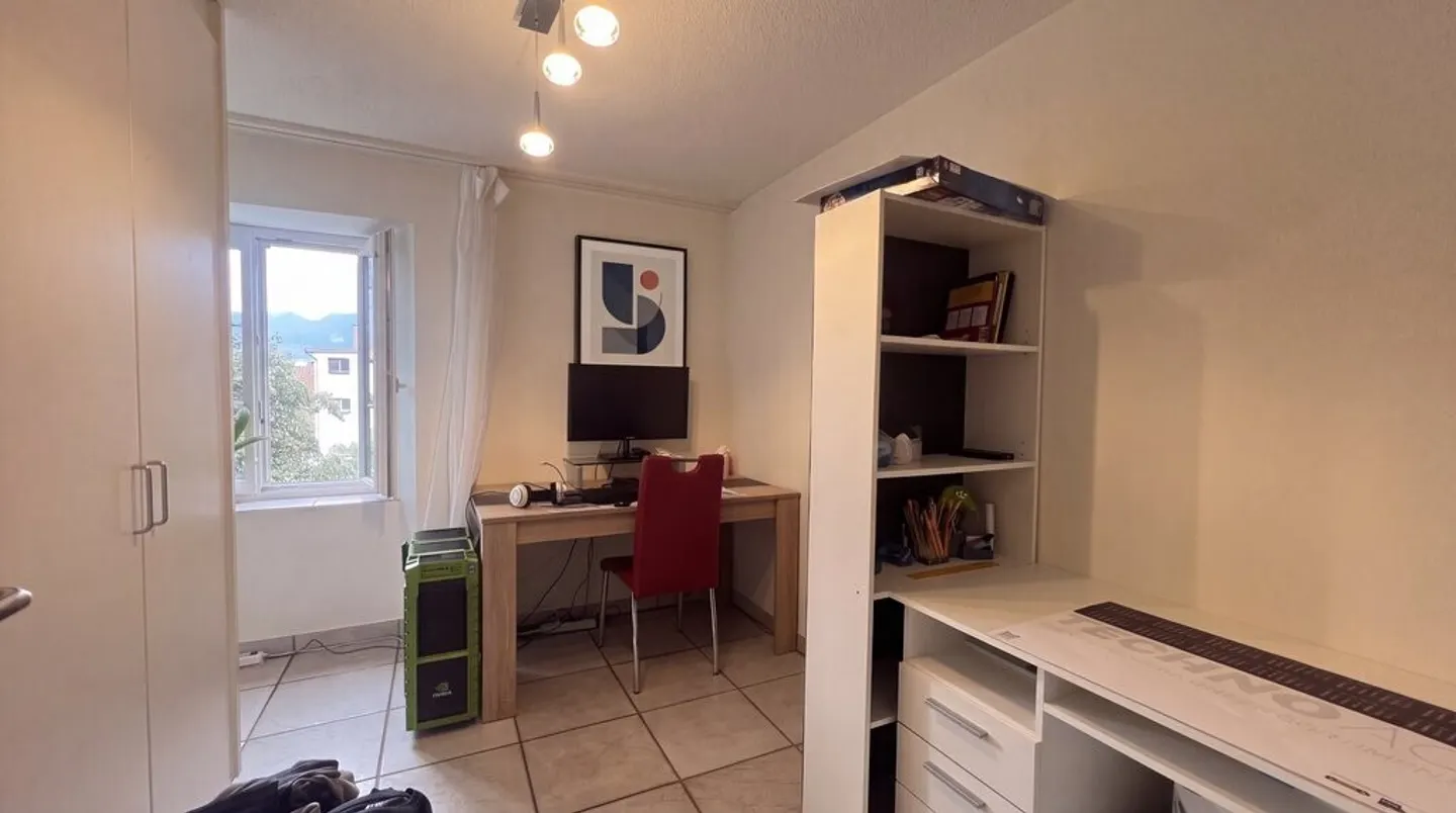Helle 4.5-Zimmer-Wohnung in Felsberg - Foto 6 von 7