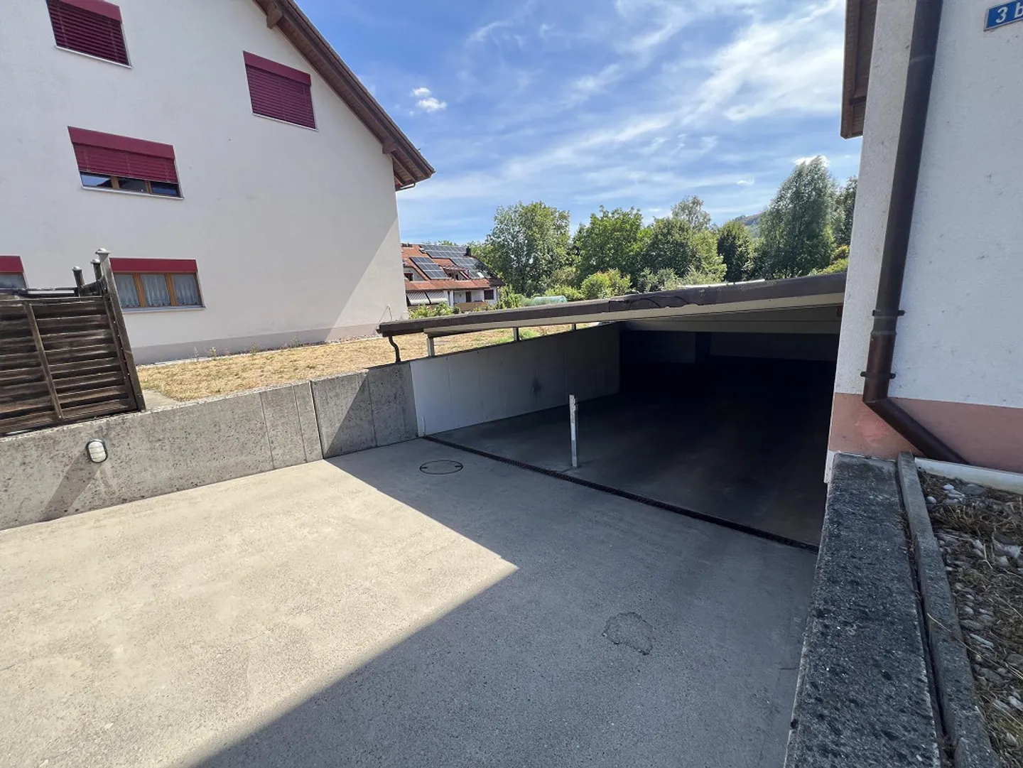 Lichtdurchflutete großzügige 4,5 Zimmer Wohnung mit Terasse zu verkauf - Photo 16 of 18