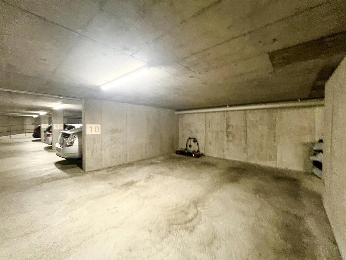 Lichtdurchflutete großzügige 4,5 Zimmer Wohnung mit Terasse zu verkauf - Photo 17 of 18