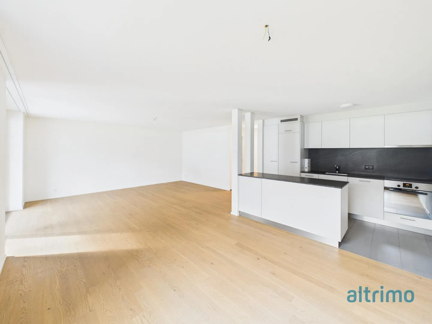 Appartement attrayant de 4,5 pièces avec balcon dans un emplacement central à Appenzell - Photo 2 sur 8