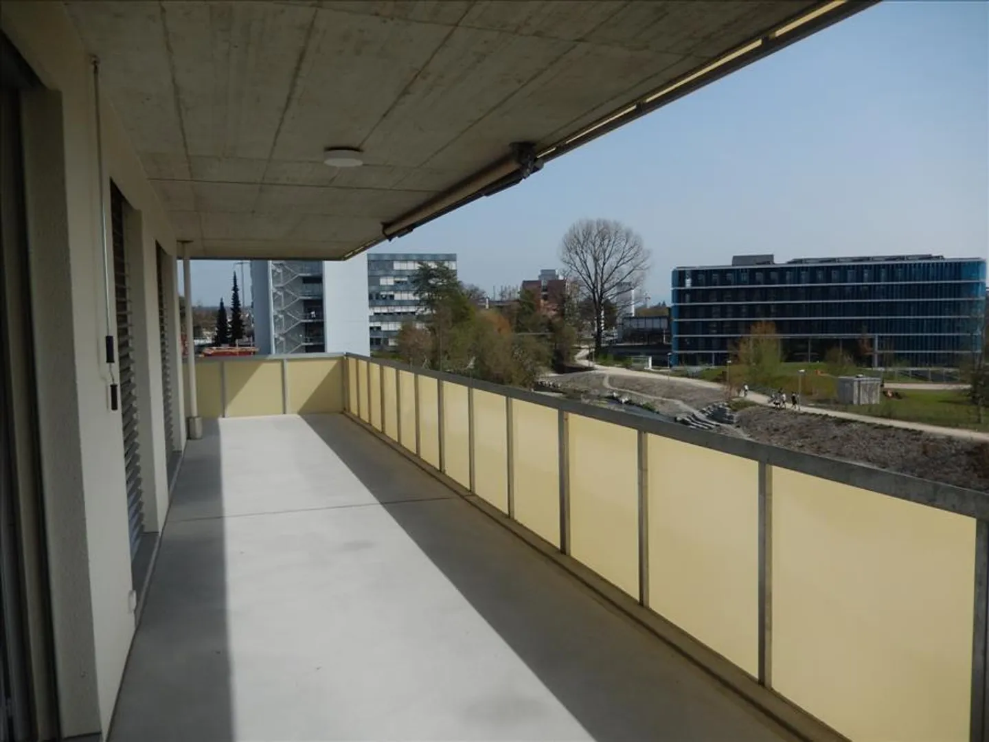 AFFITTO SENZA CAUZIONE - Ampio e moderno appartamento di 2,5 stanze a N... - Foto 7 di 7