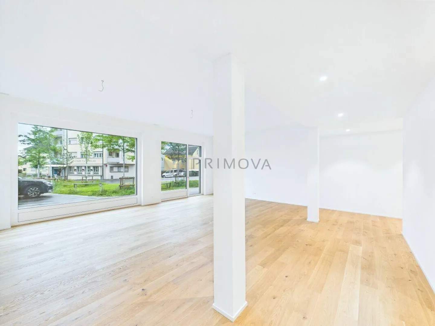 Sustainable, versatile and centrally located - ideal for your business ... - Photo 1 of 13