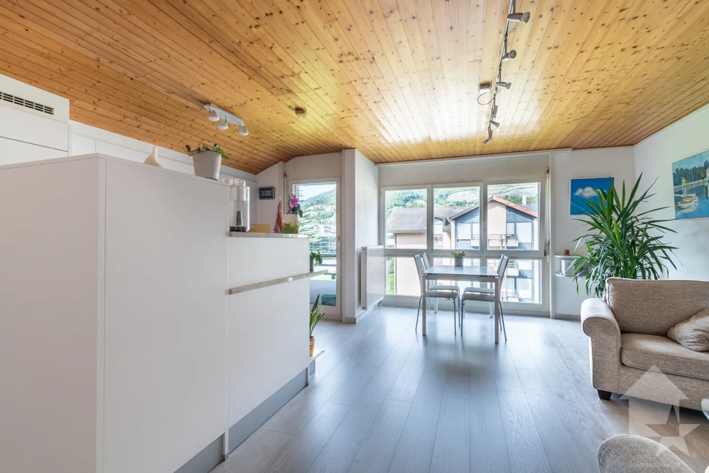 Monthey, renovated 4.5 rooms near schools - Photo 4 of 15