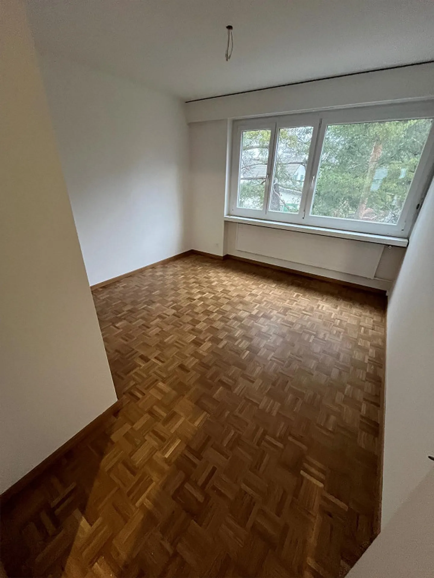 Appartement rénové avec vue sur le lac - Photo 7 sur 8